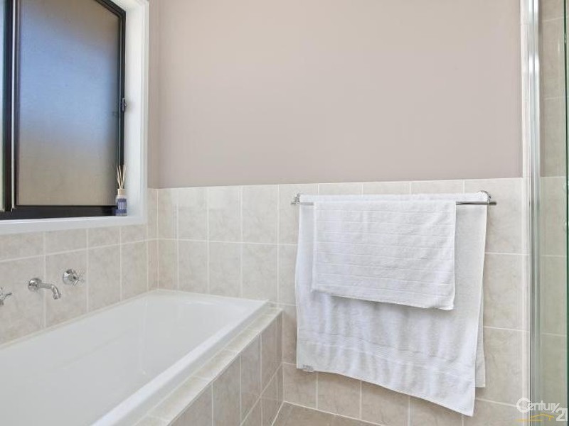 7 Clinker Cct, Golden Grove SA 5125