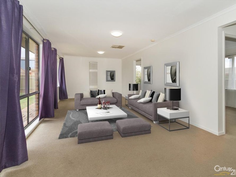 15 Pyrus Crescent, Andrews Farm SA 5114