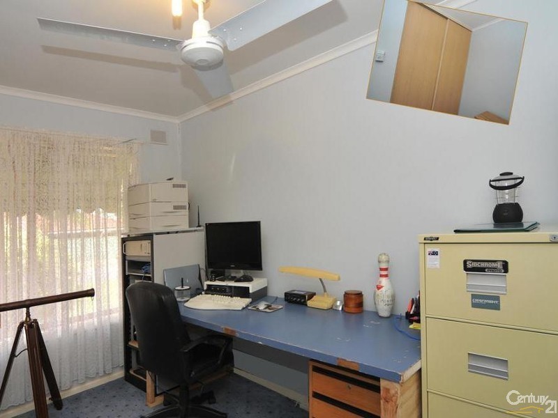 8 Cheltenham Crescent, Salisbury East SA 5109