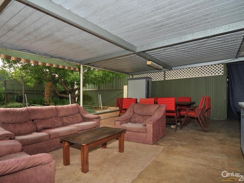 8 Cheltenham Crescent, Salisbury East SA 5109