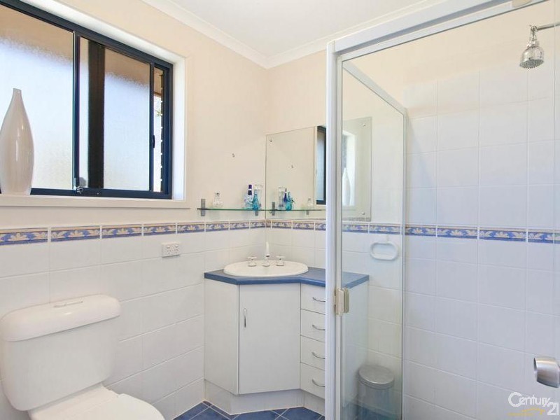 17 Rowe Circuit, Walkley Heights SA 5098