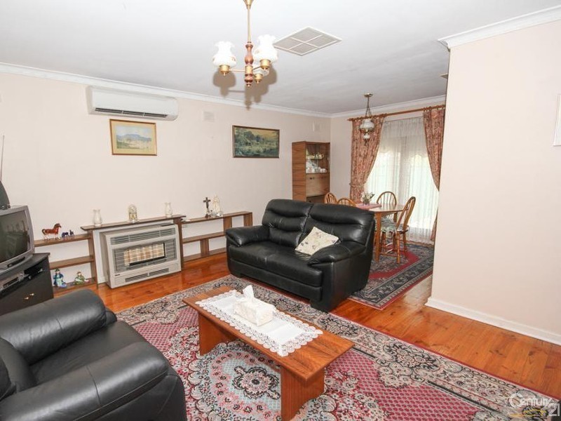 13 Dale Ave, Ridgehaven SA 5097