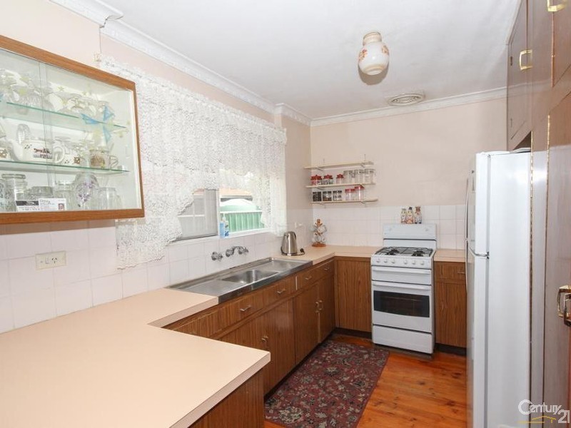 13 Dale Ave, Ridgehaven SA 5097