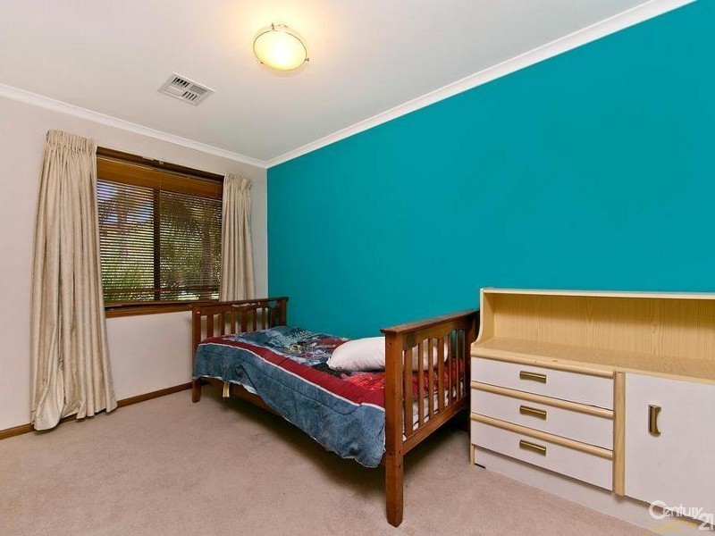 4 Dallas Court, Wynn Vale SA 5127