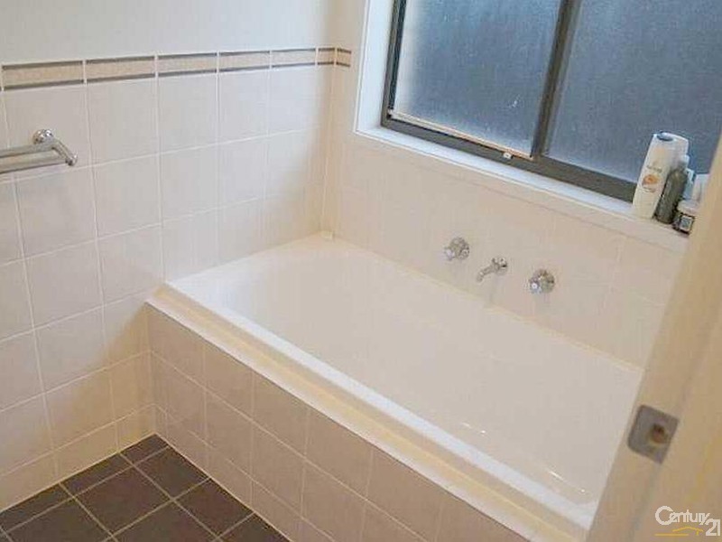 184 President Avenue, Andrews Farm SA 5114