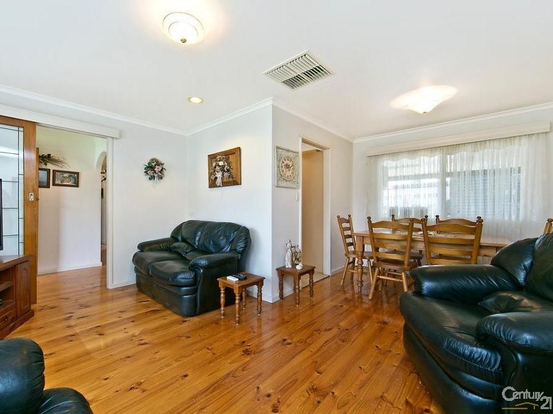 42 Allchurch Avenue, Redwood Park SA 5097