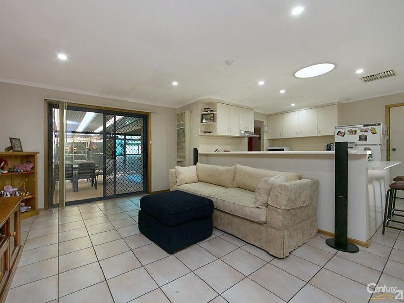 9 Hillcott Avenue, Wynn Vale SA 5127