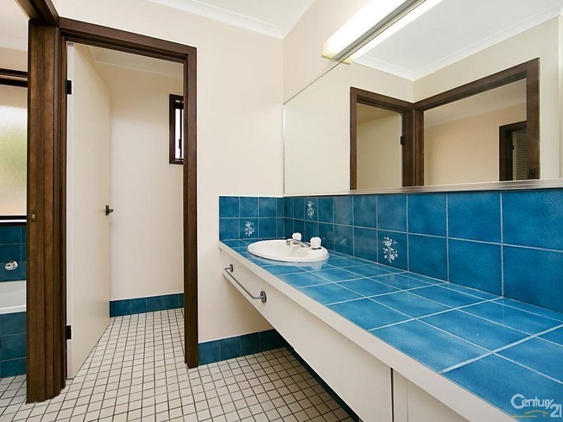 8 Cameron Court, Redwood Park SA 5097