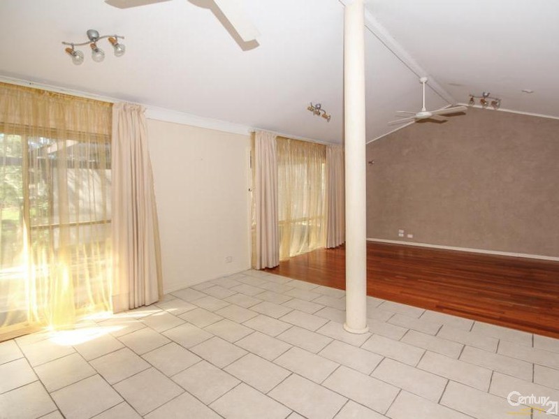 19 Lincoln Drive, Redwood Park SA 5097