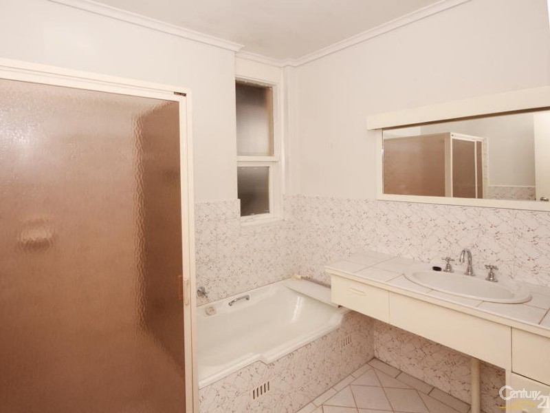 19 Lincoln Drive, Redwood Park SA 5097