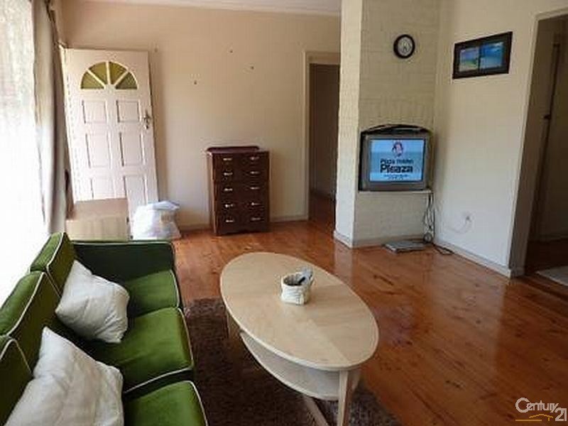 11 Chrysler Drive, Holden Hill SA 5088