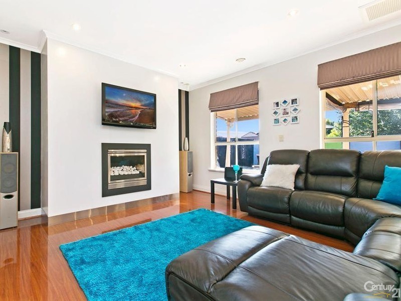 8 Elmwood Rise, Golden Grove SA 5125