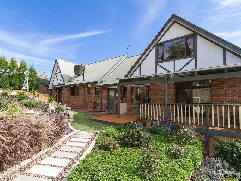 52 Wattle Crescent, Tea Tree Gully SA 5091