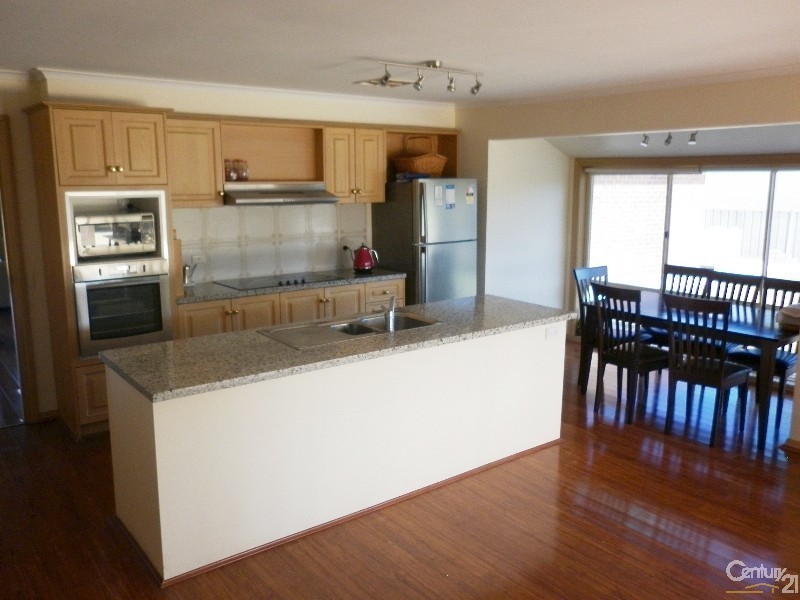 3 Greenfinch Court, Wynn Vale SA 5127