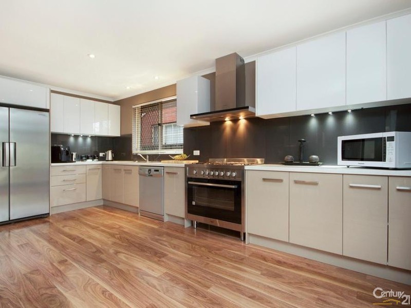 17 General Drive, Paralowie SA 5108