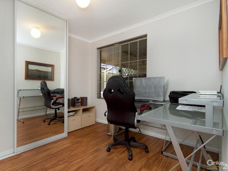 17 General Drive, Paralowie SA 5108