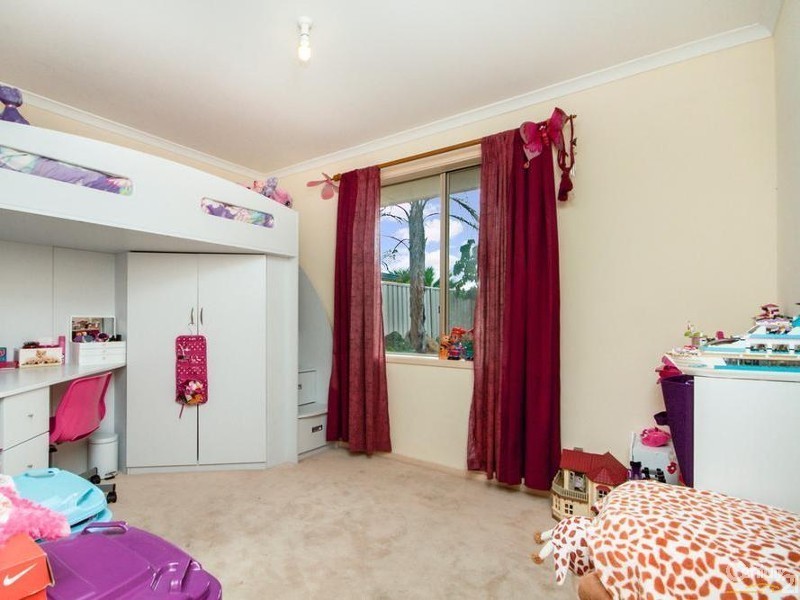 7 Cyclamen Avenue, Para Hills West SA 5096