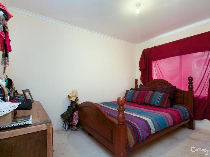 7 Cyclamen Avenue, Para Hills West SA 5096