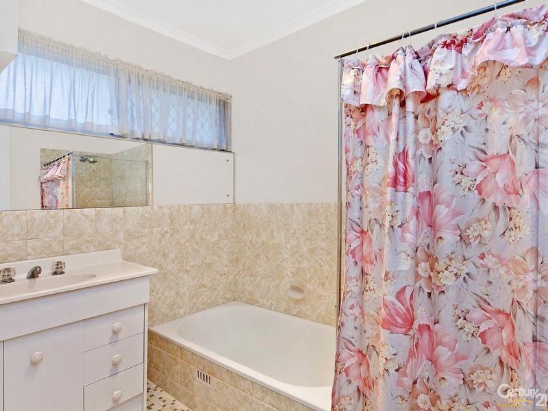 4 St Agnes Court, St Agnes SA 5097