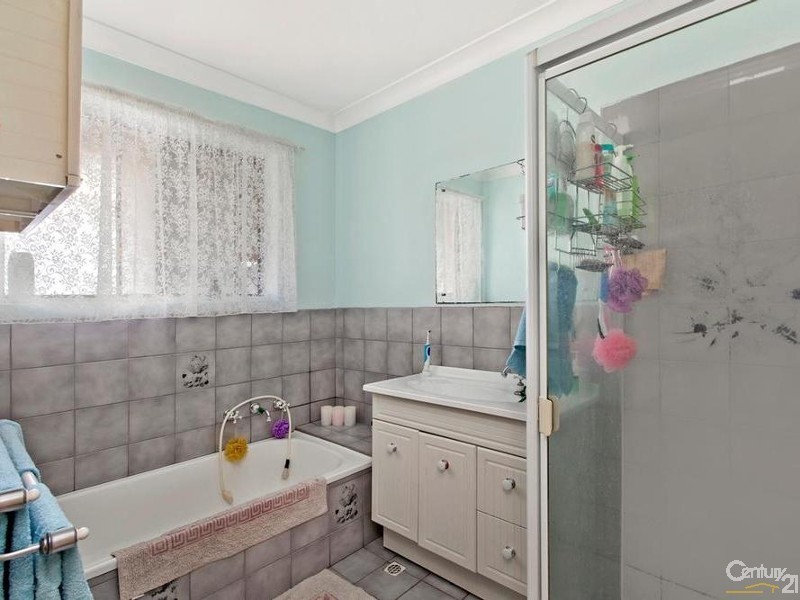 5  Batley Street, Para Vista SA 5093