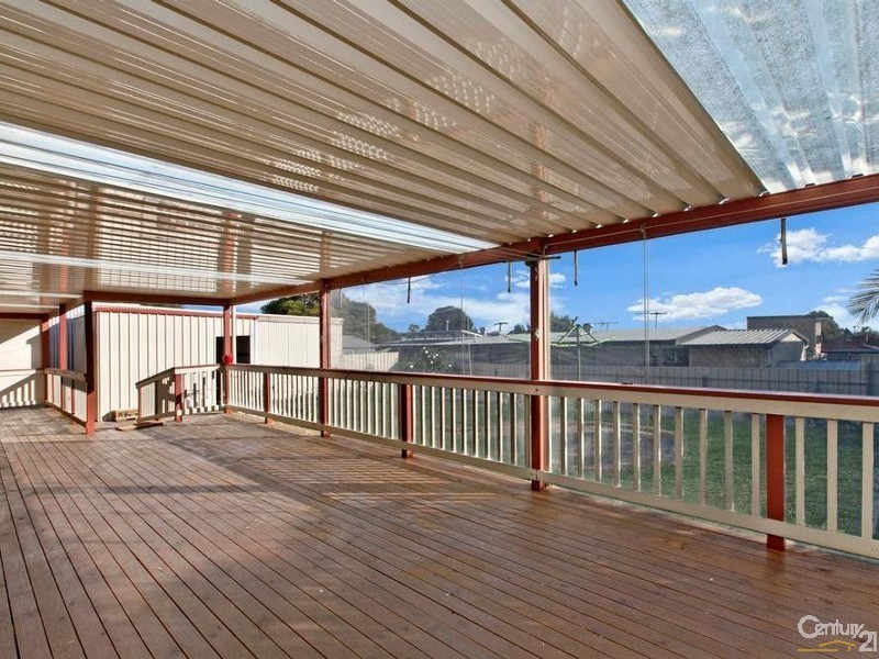 5  Batley Street, Para Vista SA 5093