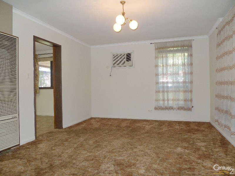 2 Chinner Street, Ridgehaven SA 5097