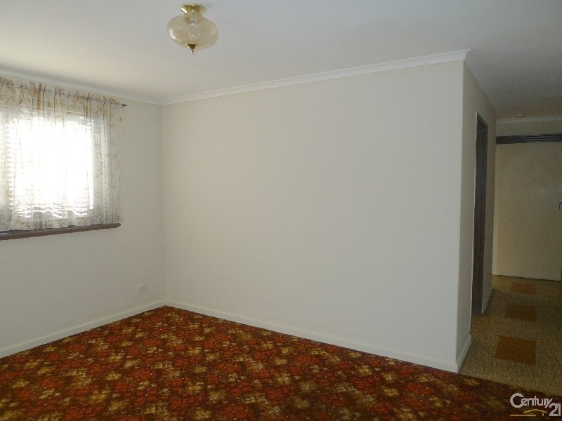 2 Chinner Street, Ridgehaven SA 5097