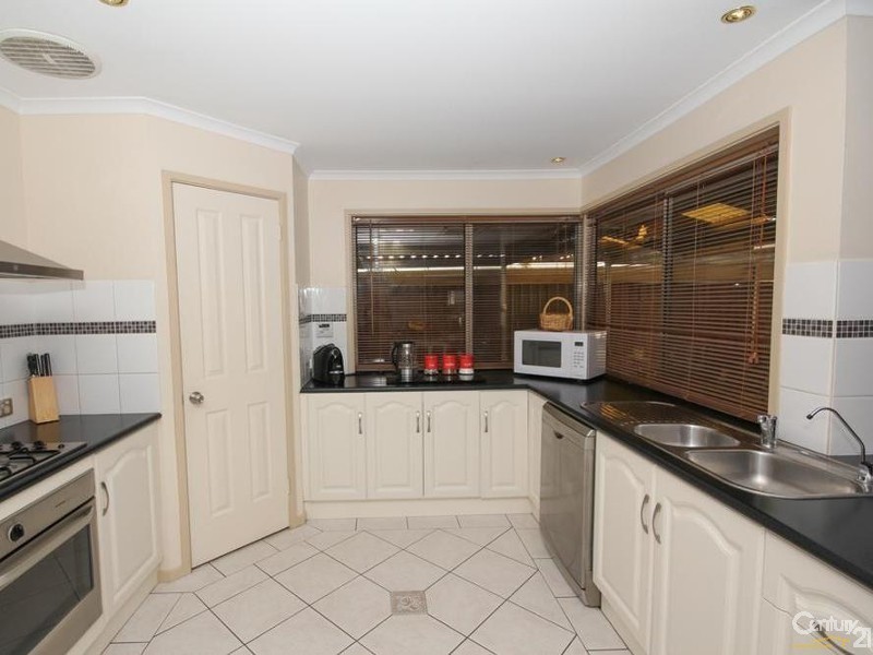 11 Darlton Court, Andrews Farm SA 5114