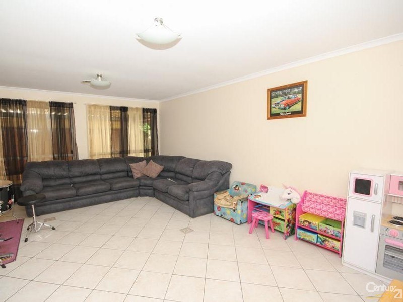 11 Darlton Court, Andrews Farm SA 5114