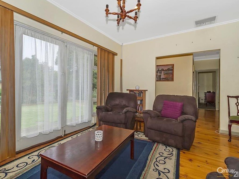 16 Creekview Drive, Redwood Park SA 5097