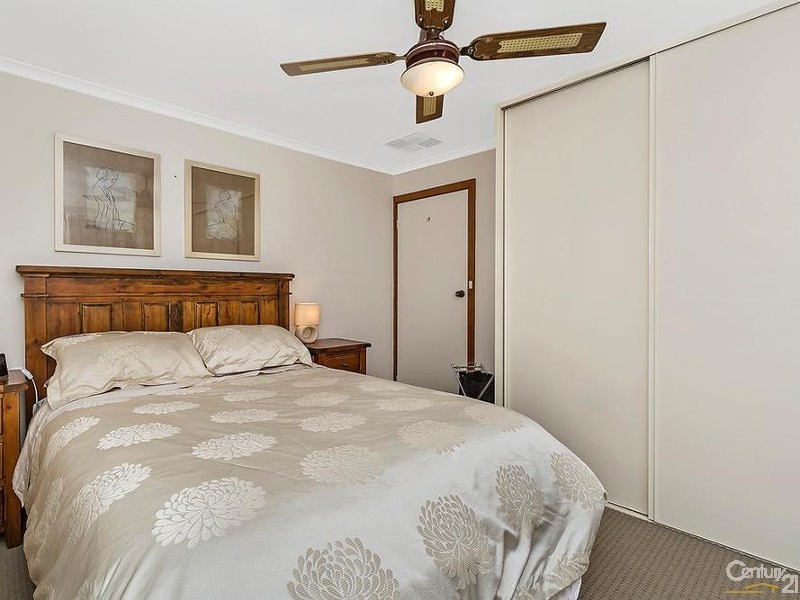 6 Louise Court, Para Hills SA 5096