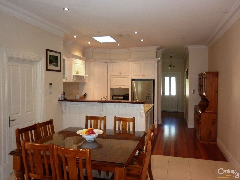 4 William Street, Houghton SA 5131