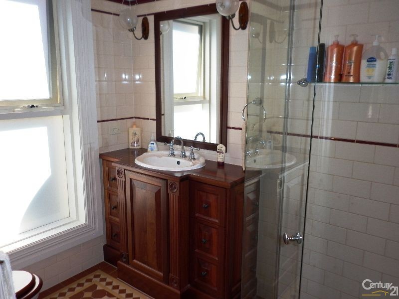 4 William Street, Houghton SA 5131