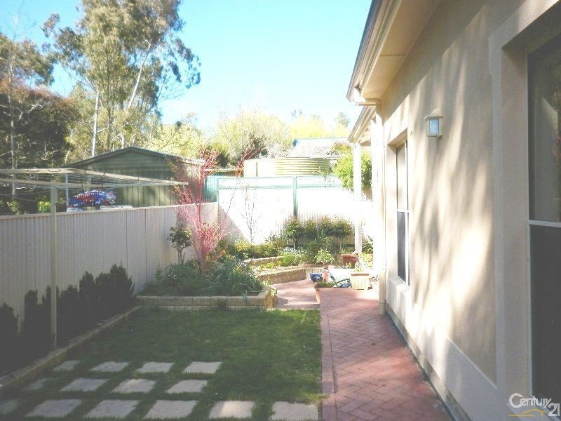 4 William Street, Houghton SA 5131