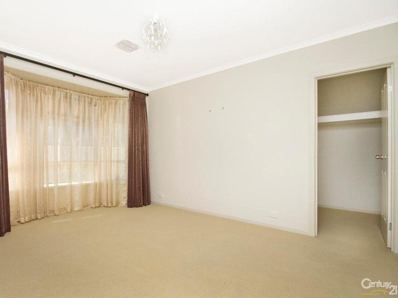 4 Berryman Drive, Modbury SA 5092