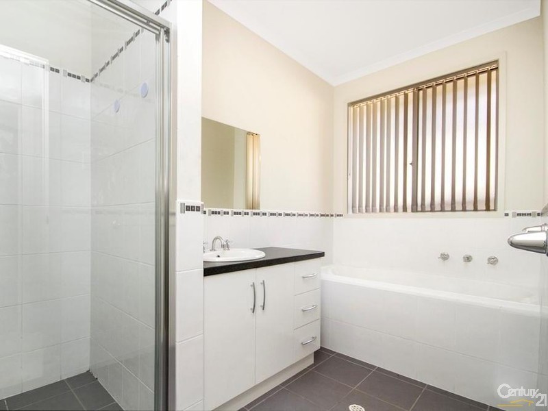 4 Berryman Drive, Modbury SA 5092