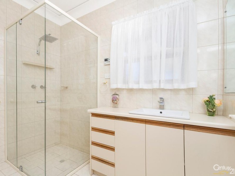 18 Demaret Avenue, Fairview Park SA 5126