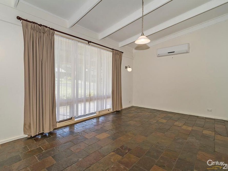 17 Cooinda Avenue, Redwood Park SA 5097