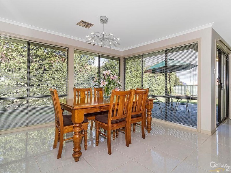 56 Magazine Drive, Walkley Heights SA 5098