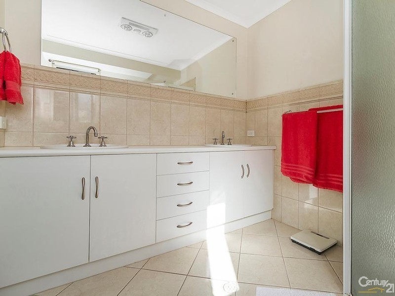 56 Magazine Drive, Walkley Heights SA 5098