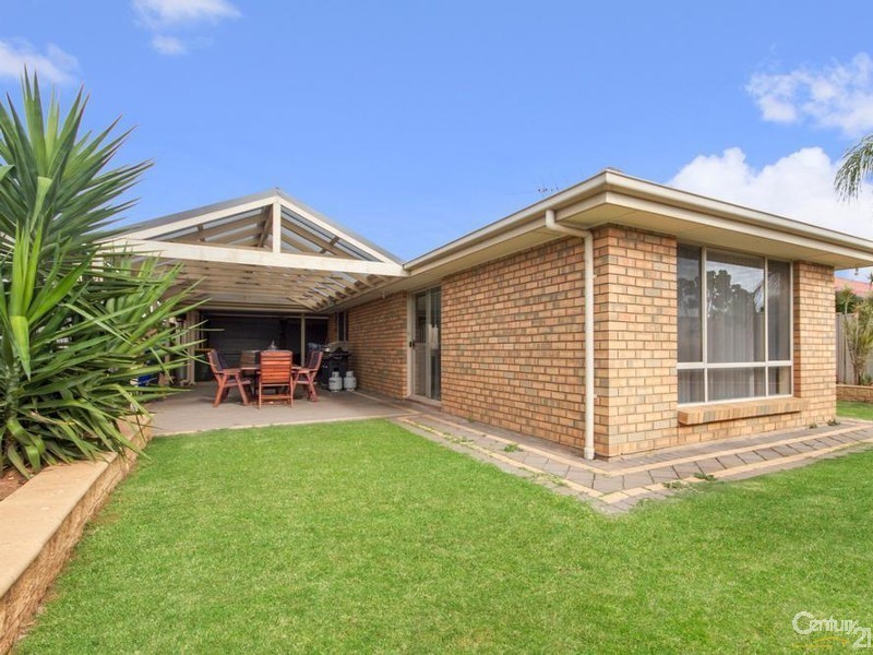 7 Cyclamen Avenue, Para Hills West SA 5096