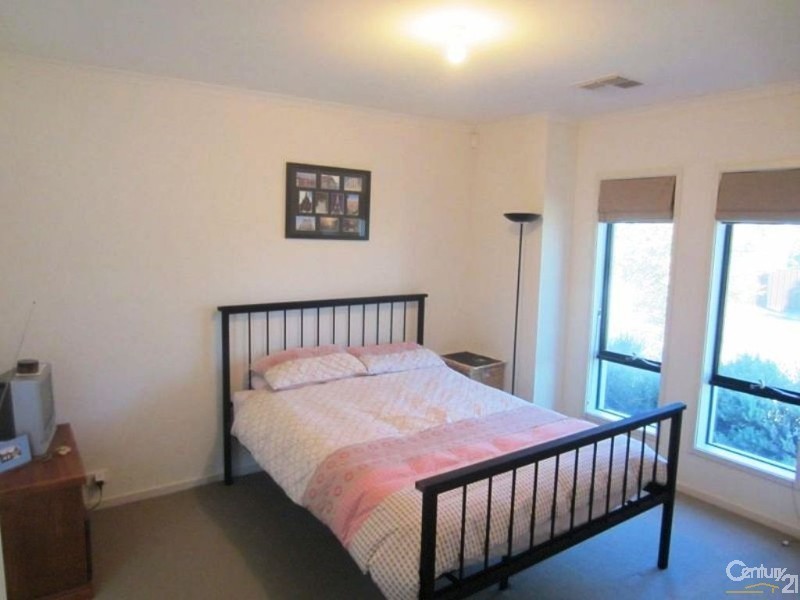 70 Lurline Avenue, Gilles Plains SA 5086