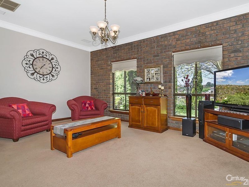 63 Thornton Drive, Greenwith SA 5125