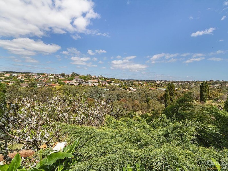 63 Thornton Drive, Greenwith SA 5125