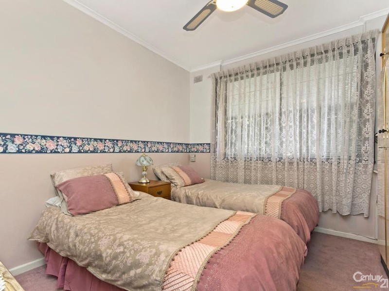 11 Lancaster Avenue, Valley View SA 5093