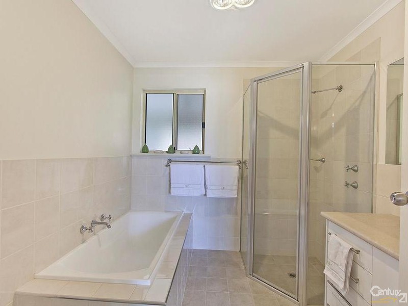 2 Leprena Street, Taperoo SA 5017