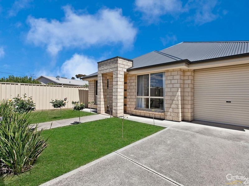 2 Leprena Street, Taperoo SA 5017