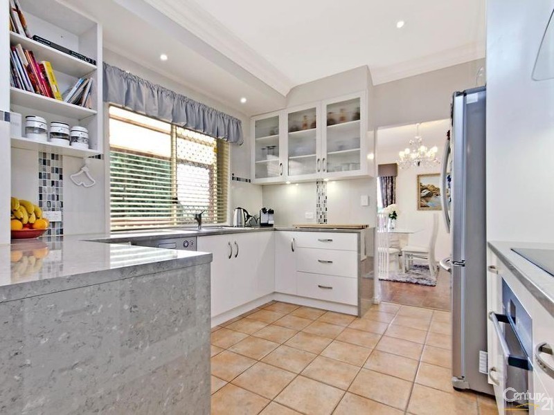 2 Heddle Court, Greenwith SA 5125