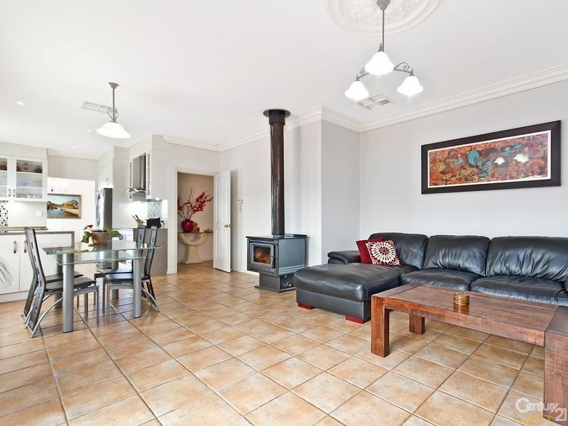 2 Heddle Court, Greenwith SA 5125