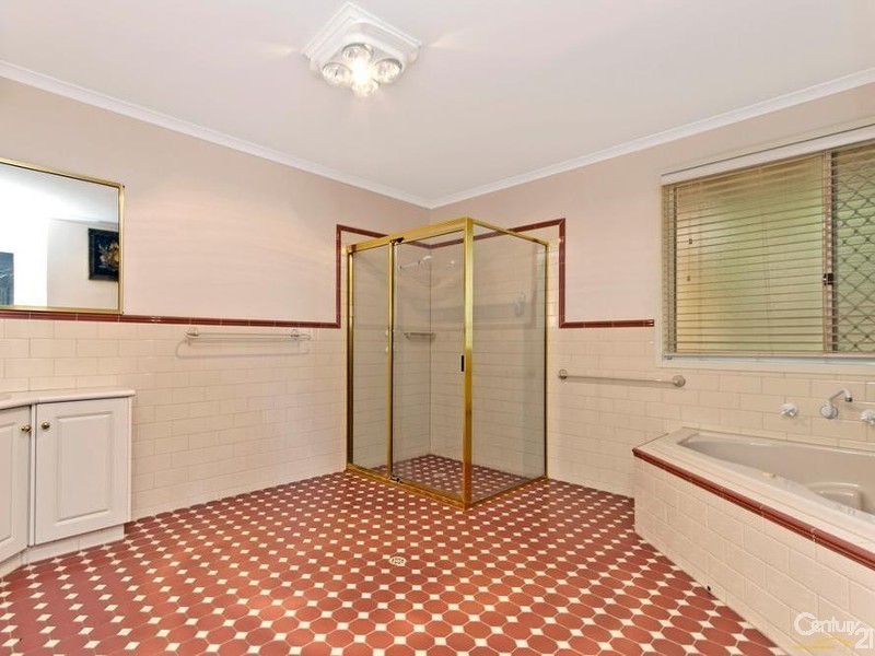 2 Heddle Court, Greenwith SA 5125